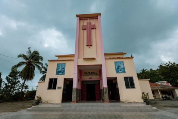 St_Anthony_Cathedral