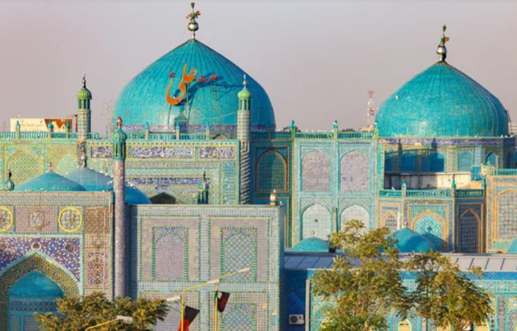 Mausoleum of Imam Ali (Blue Mosque)